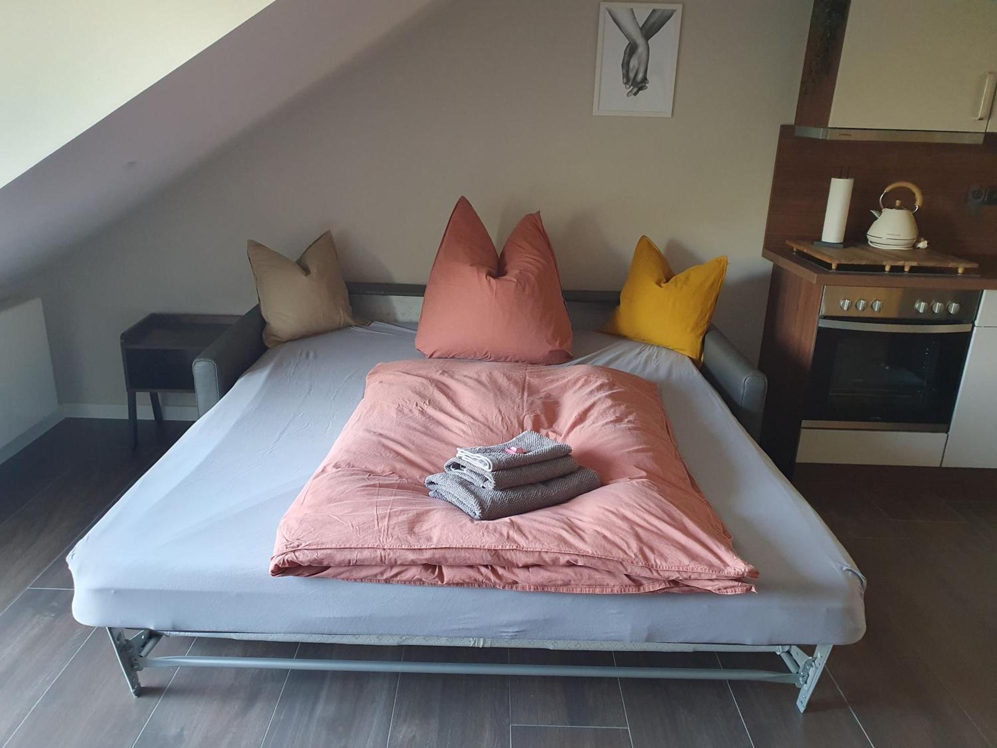 Neumuehler Hof- Ferienwohnung "Benjamin" Mit Grosser Privater Dachterasse Und Guter Anbindung In Die City Schwerin  Eksteriør billede