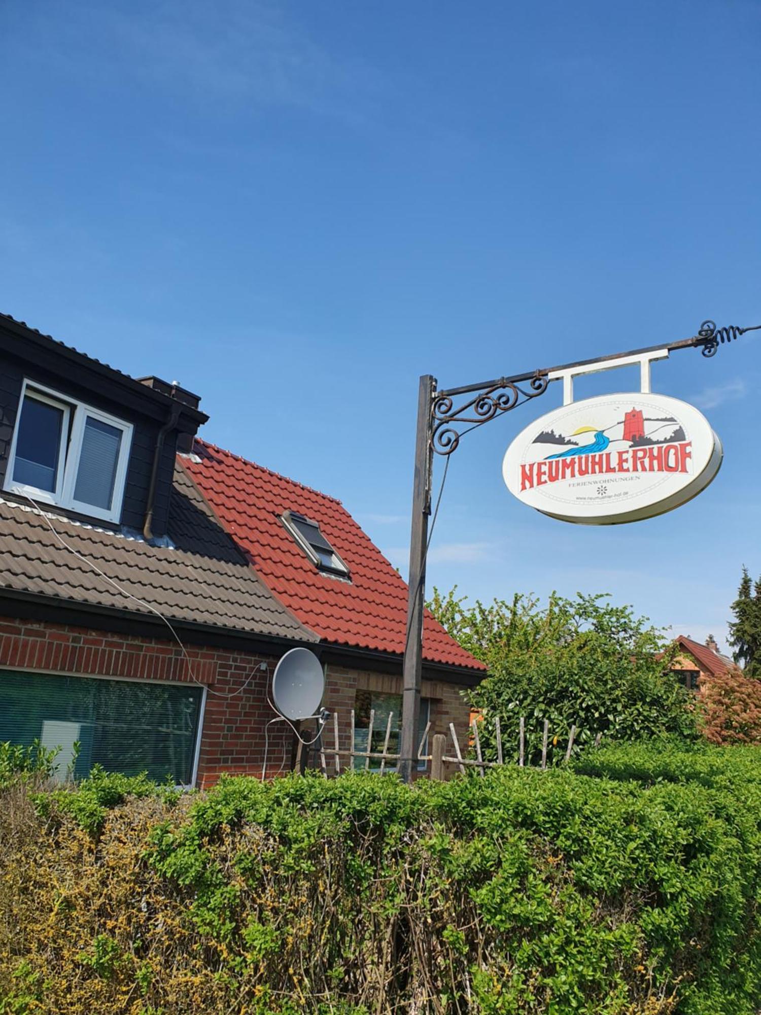 Neumuehler Hof- Ferienwohnung "Benjamin" Mit Grosser Privater Dachterasse Und Guter Anbindung In Die City Schwerin  Eksteriør billede
